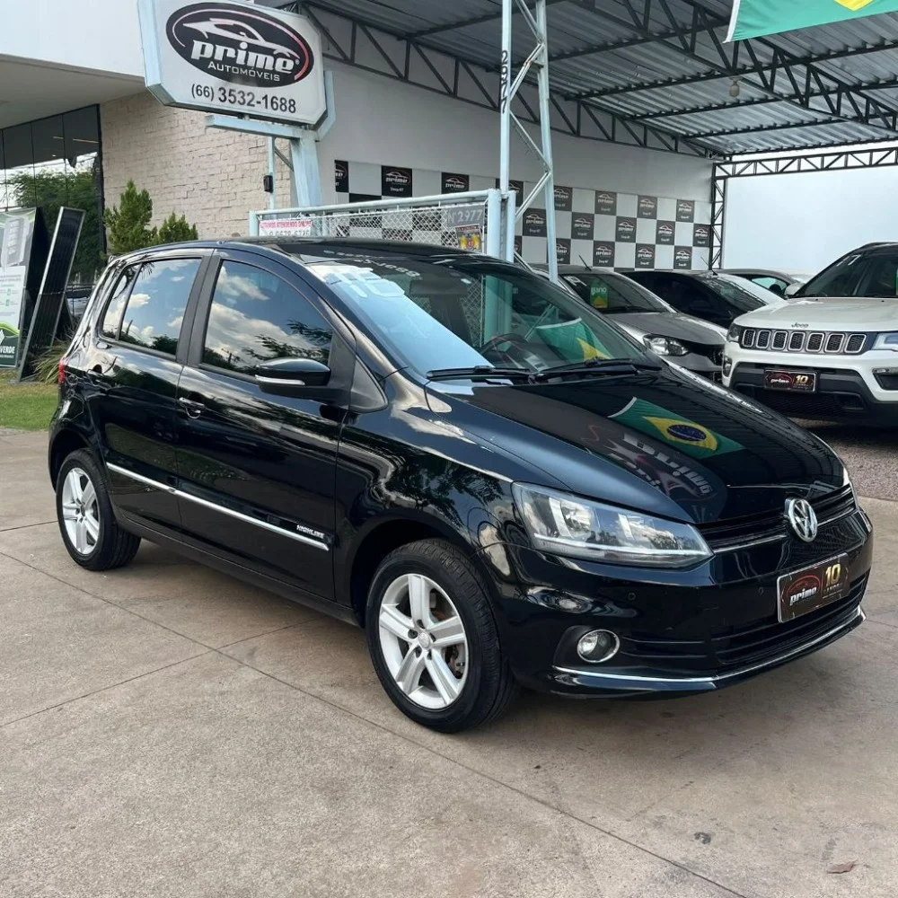 VW - VolksWagen Fox Highline1.6 Flex 16V 5p